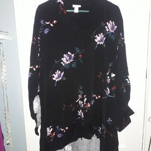 Womens plus size 4X Black floral top